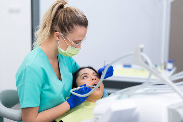 Best Emergency Dentist for Knocked-Out Tooth in Birngham, MI